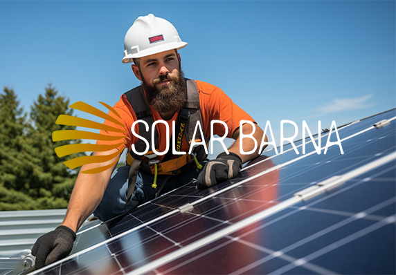 Instalación de paneles solares en Salt 